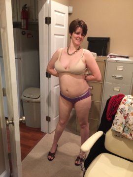 Naomi1979 from California,United States