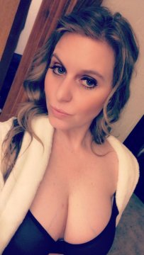 dana77 from California,United States